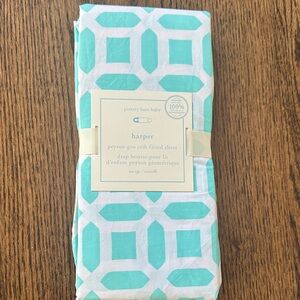 Pottery Barn Kids Aqua and White Crib Fitted Sheet ORGANIC COTTON